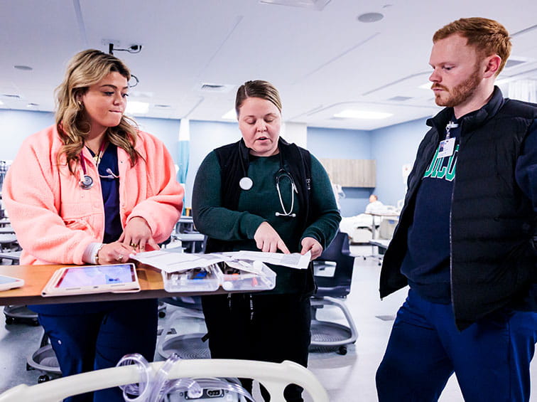 Endicott students in the nursing lab